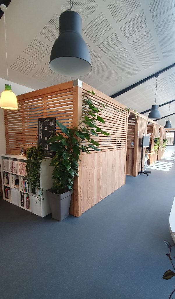 Aménagement espace de travail écoresponsable évolutif - séparations de bureaux en bois - Caen
