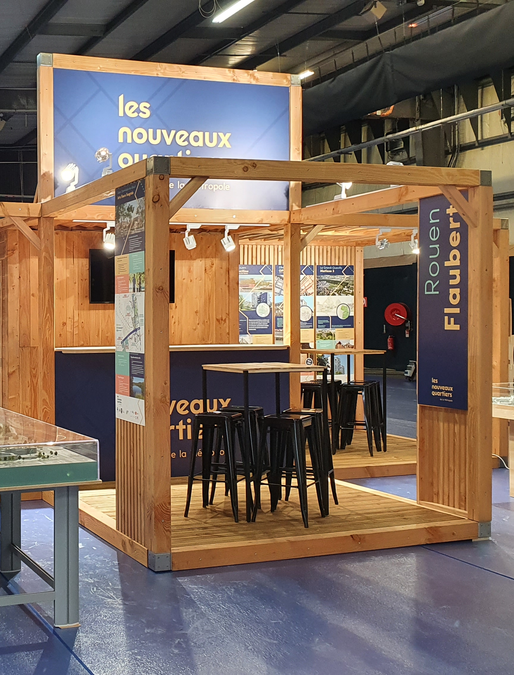 Stand exposition bois - Salon immobilier Rouen - Eco Conception