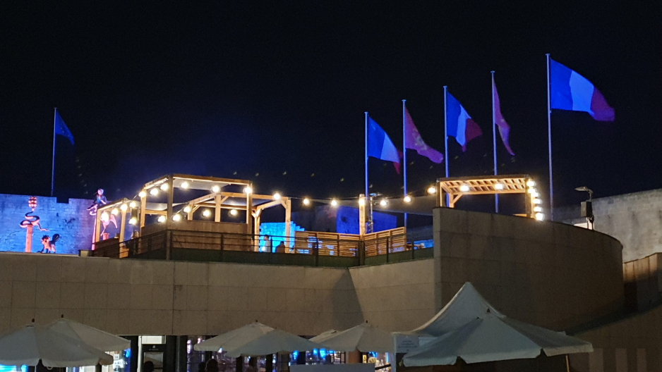 Rooftop Château de Caen - conception et location d'un espace VIP écoresponsable pour un concert