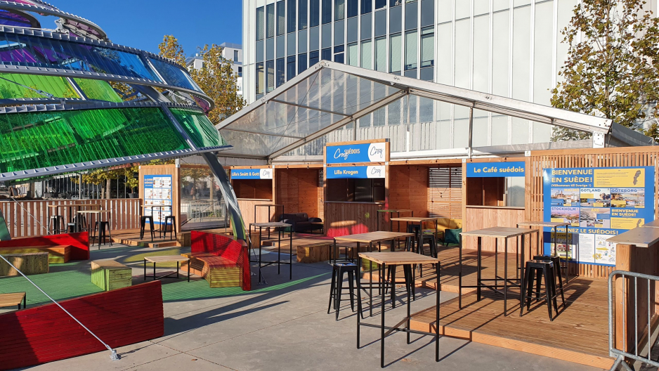 Croq Suédois 2022 - Caen - Conception, location et installation d'un espace urbain écoresponsable pour un événement culturel et culinaire local éphémère