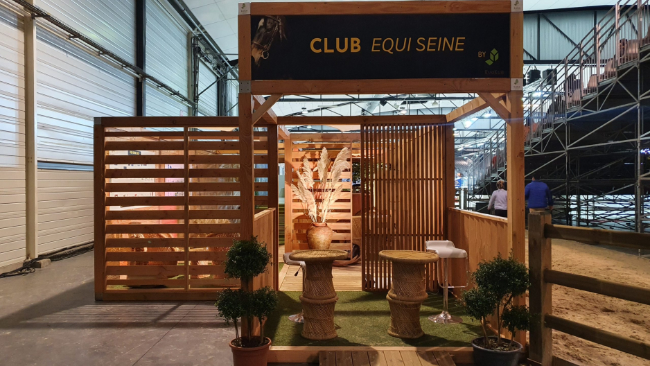 Equi'seine 2022 Rouen conception et location d'un espace VIP éphémère pour événement sportif équestre