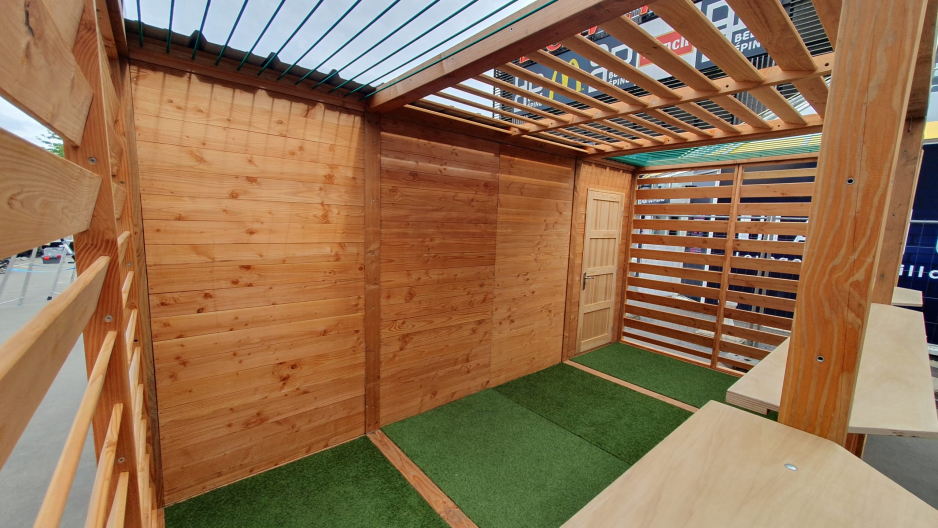 Amenagement loge avec terrasse pour les artistes